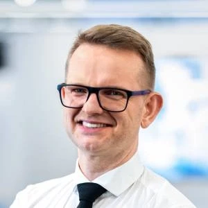 Szymon Uczciwek